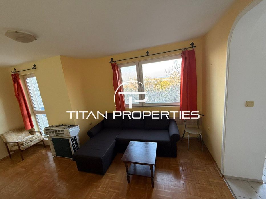 Дава се под наем Двустаен апартамент в Бургас, Лазур - 70 кв.м за 382.5 € - Снимка #1