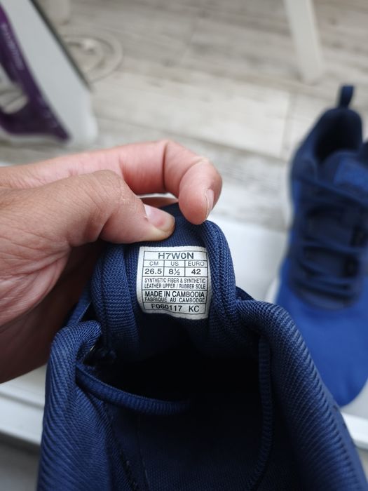 Vând Asics Gel Lyte Runner – noi, nepurtati - mărime 42 (bărbați)