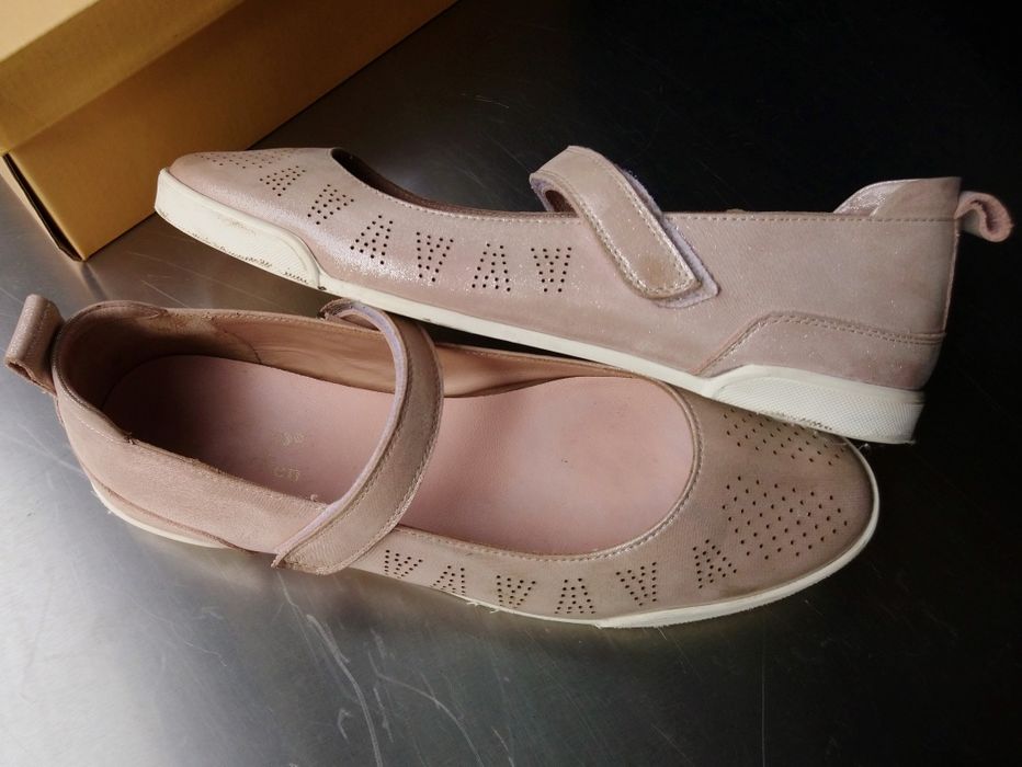 Sara Pen балеринки естествена кожа 38