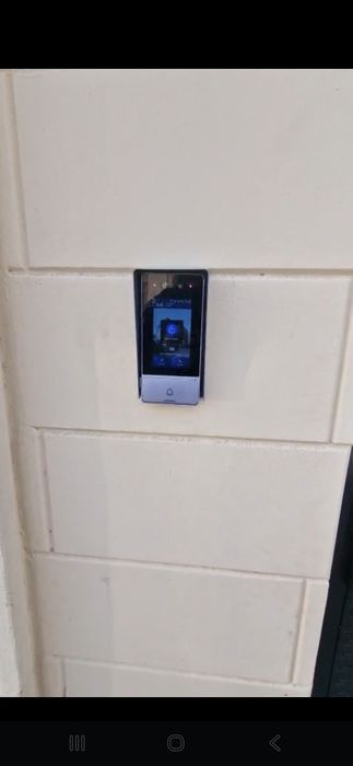 Продам домофоны с установкой