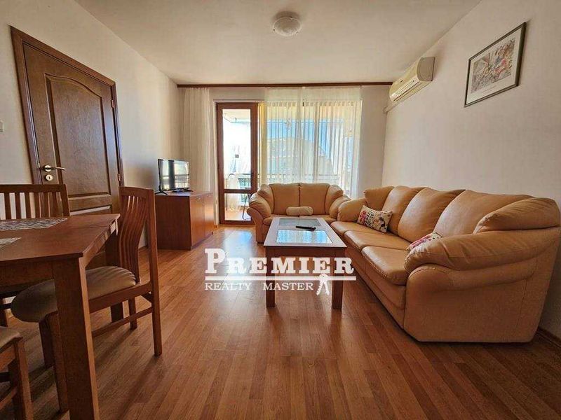 Продава се Двустаен апартамент в к.к. Слънчев бряг - 62 кв.м за 1420 €/кв.м - Снимка #2