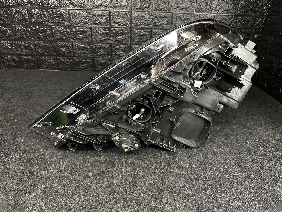 Far stanga Bmw seria 7 G11 G12 Full led adaptive