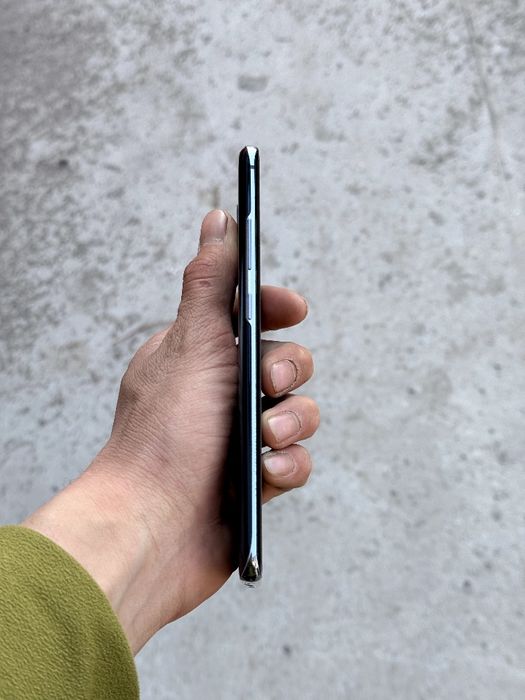 Samsung galaxy S 10 5g xolati ideal