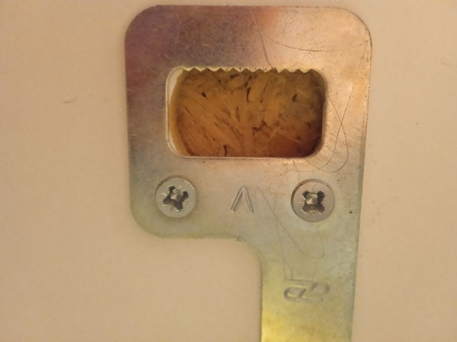 Зеркало для ванной комнаты высокое