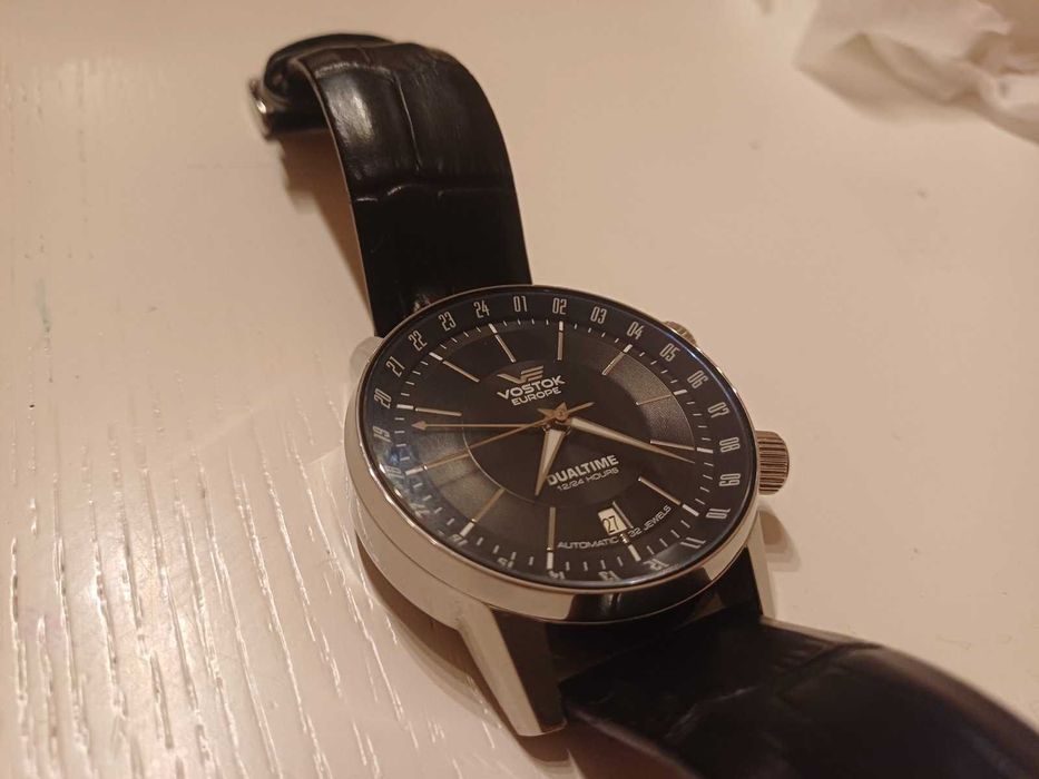 Продавам мъжки часовник VOSTOK