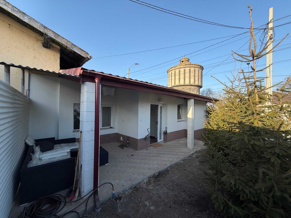 Casa de vanzare la pret de apartament