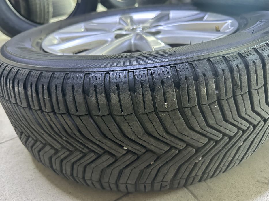 Продам резину Michelin