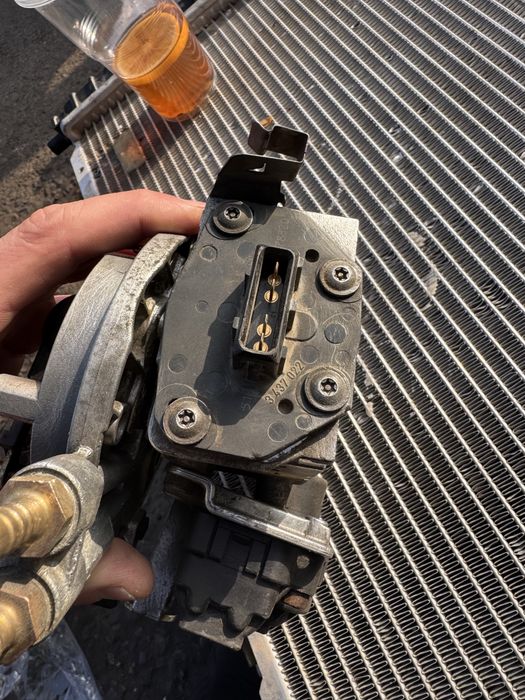 Volkswagen моновпрыск 1.8л