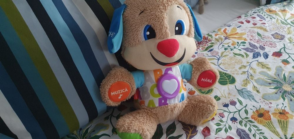 Cățeluș interactiv Fisher Price limba română
