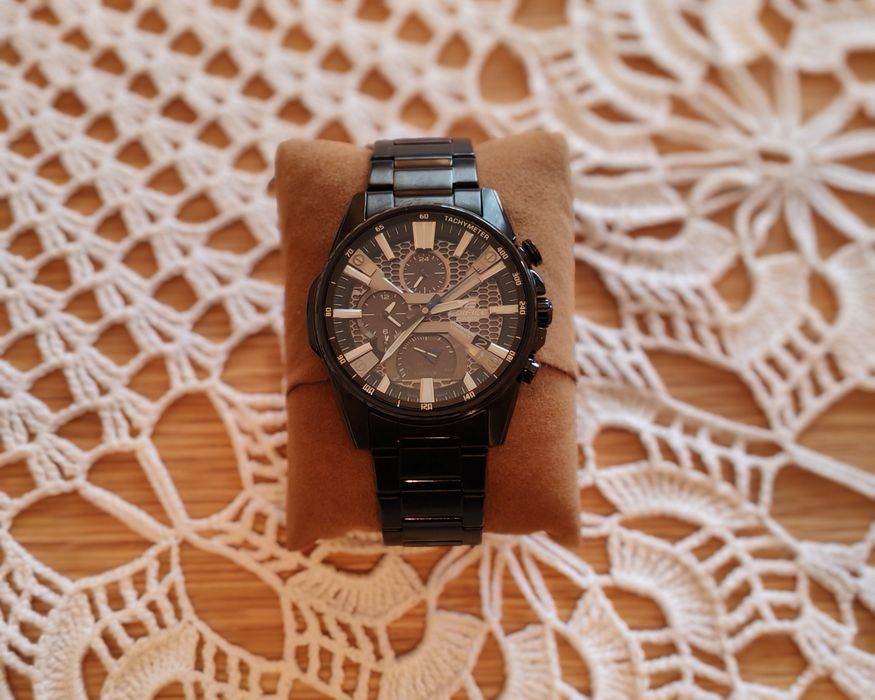 Часовник Casio Ediface