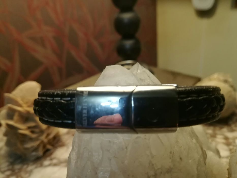 Кожена гривна стомана лъв