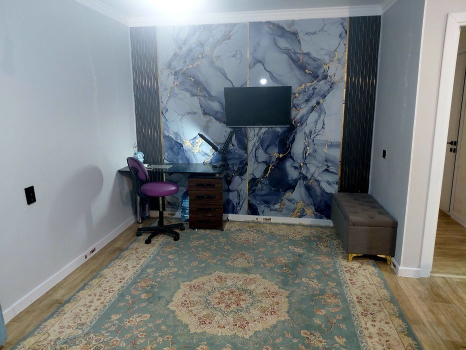 Продам 3 комн 6 мкр 4 эт