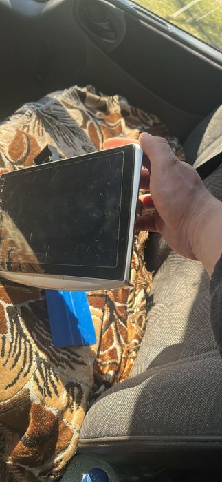 Vând navigație cu android