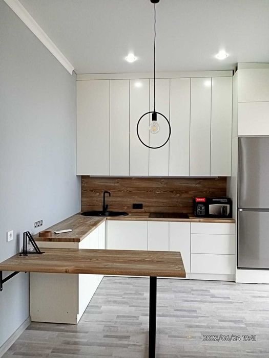 Кухня горнитур продам