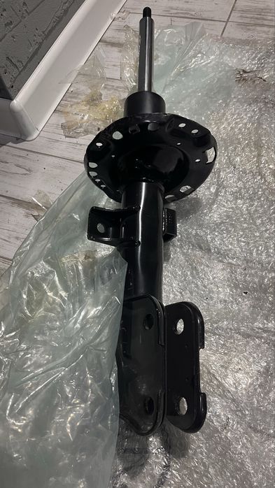 Передняя стойка KIA Sorento 2021