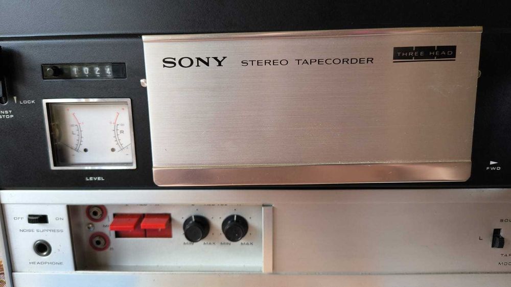 Magnetofon Sony TC355