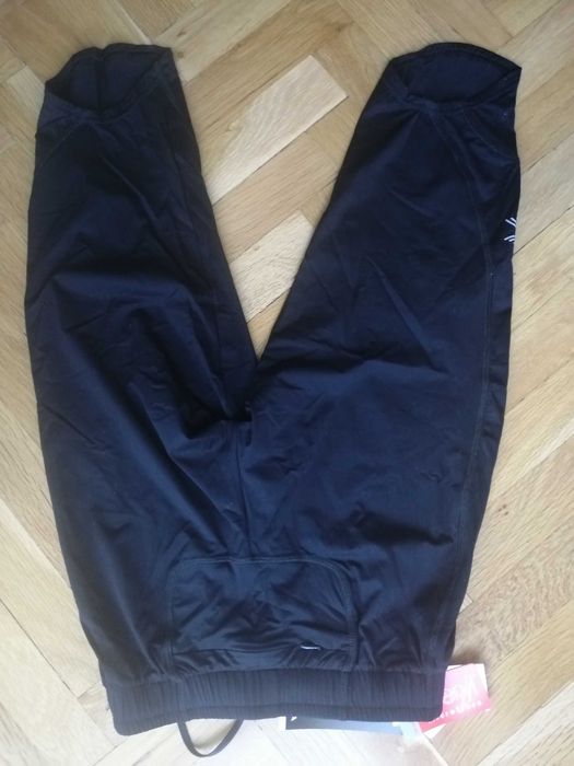 Дамски спортен клин