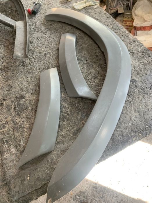 Продам расширители арок на Мерседес GL 164