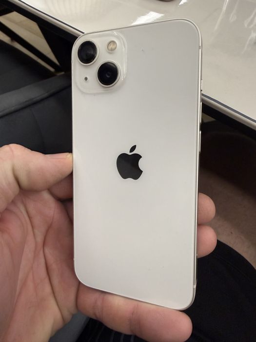 Телефон Iphone 13