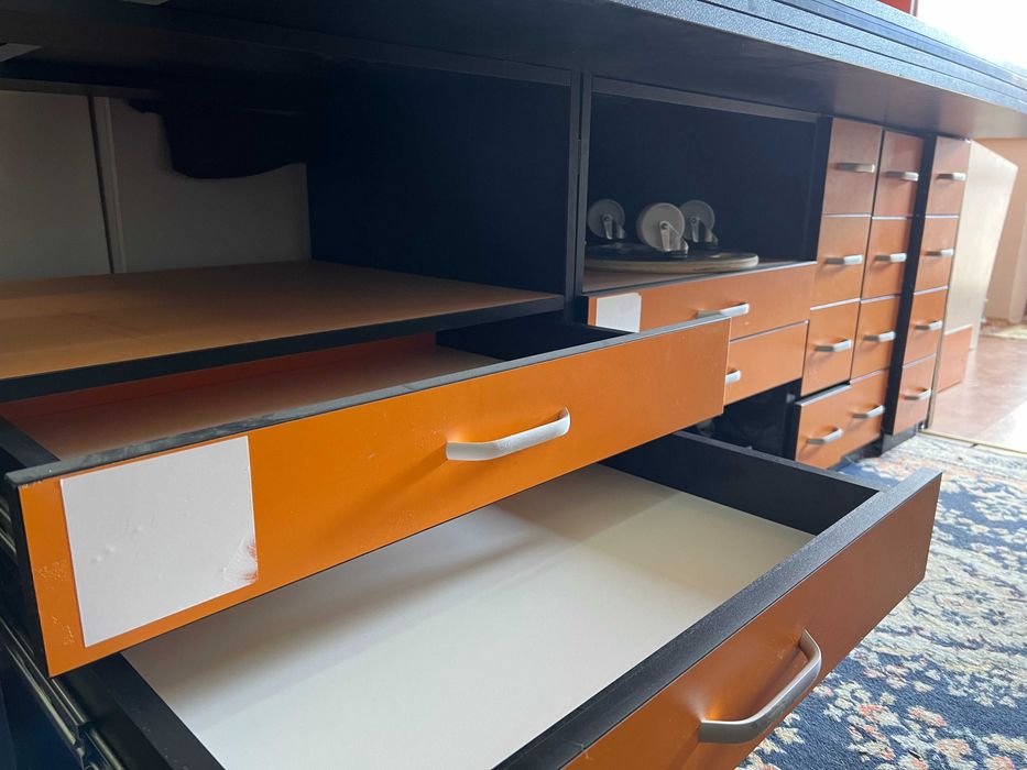 Vand mobilier modular / birouri / banc lucru