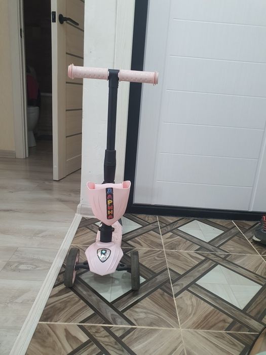 Продам детский самокат