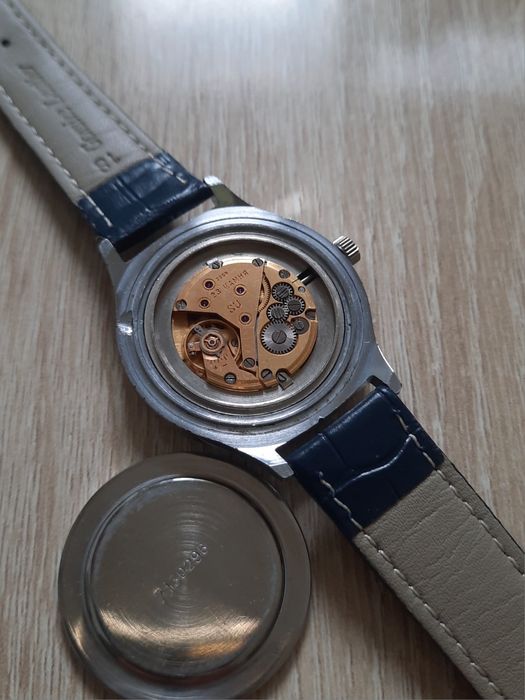 Продам Луч 23камня