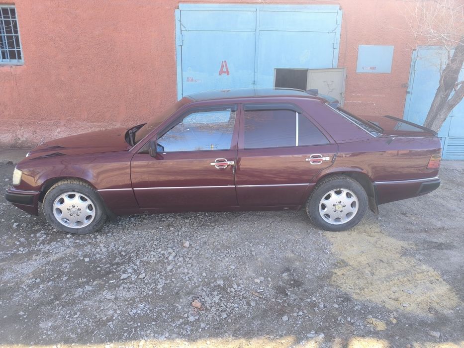 Продам Мерседес 124