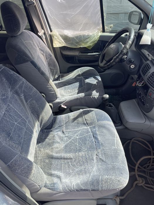 RENAULT Scenic 0 — imagine 5