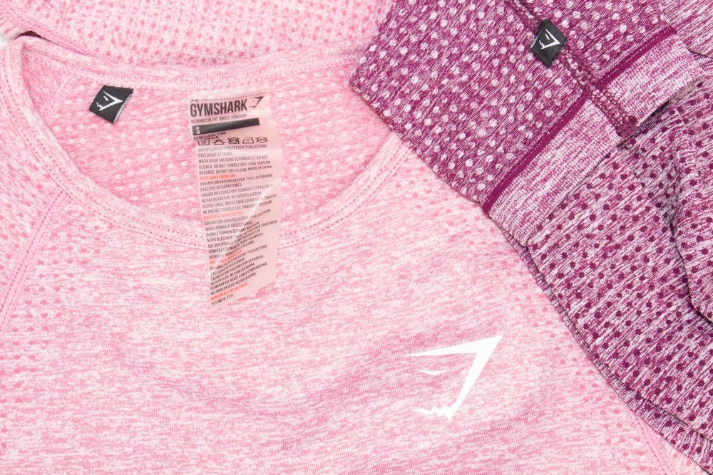 Gymshark комплект кроп топ розов и клин лилав висока талия за фитнес S