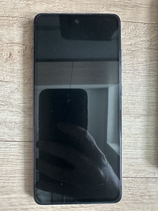 Продам телефон samsung A 52