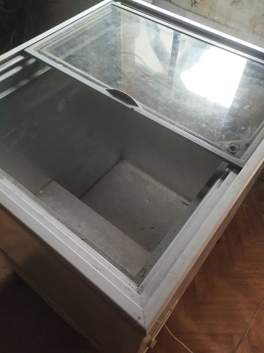 Фризер ракла  72/63 със стъклен плъзгащ капак