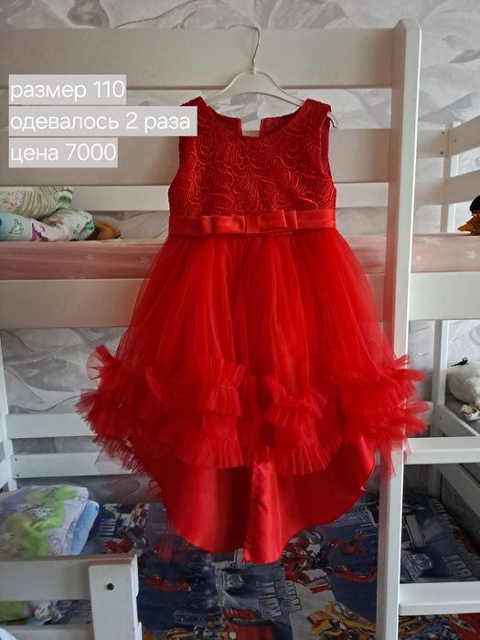 Продам платья для девочки