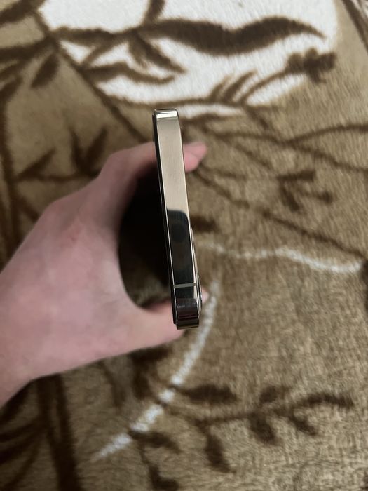 Продам айфон 12про