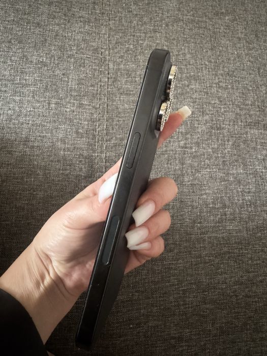 Продам Iphone 15 pro max