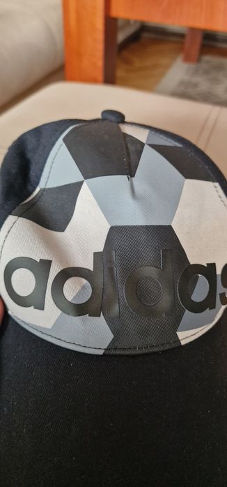 Оригинална шапка Adidas
