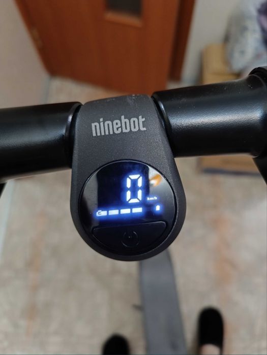 Электросамокат ninebot