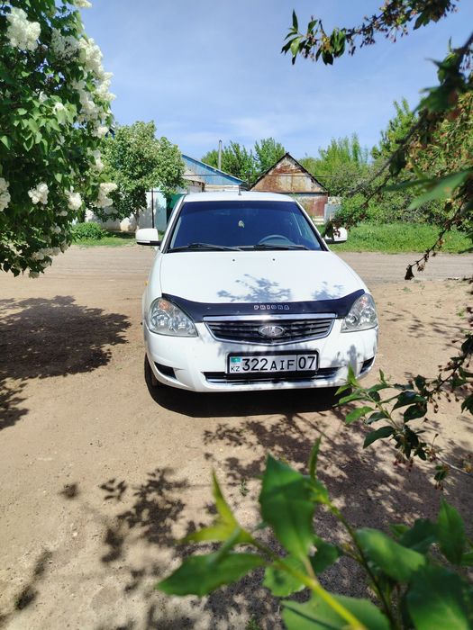 Продам Приору 2012