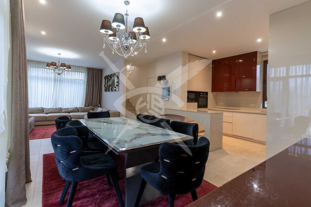 Продава се Къща в с. Кладница, Област Перник - 193 кв.м за 1586 €/кв.м - Снимка #2