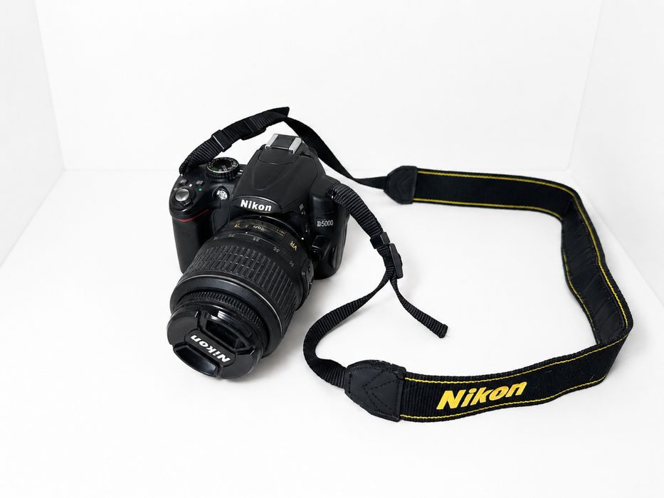 Nikon D5000 фотоаппарат