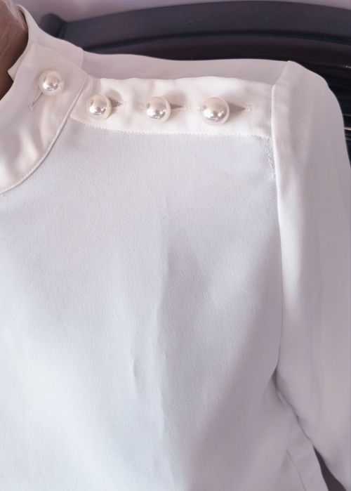 Бяла дамска риза zara с копчета перли хс