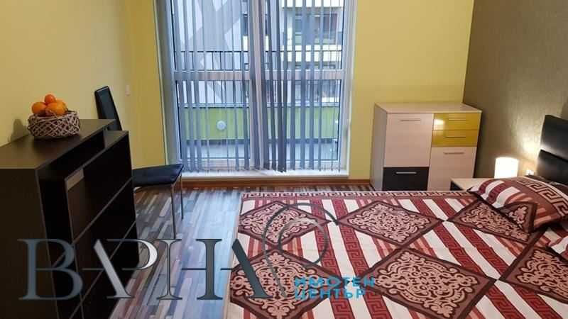 Дава се под наем Двустаен апартамент в Варна, Център - 55 кв.м за 459 € - Снимка #10