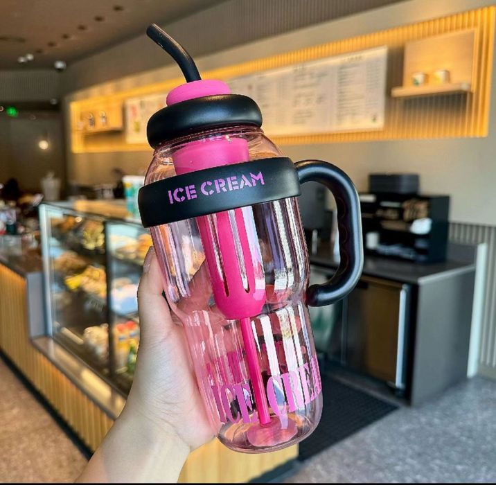 Yoqtirgan ichimliklaringiz uchun ajoyib dizayndagi shaker termosi