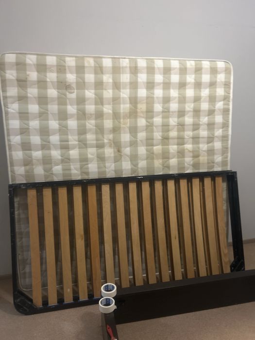 Кровать с матрасом 2:2