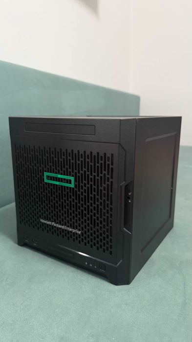 HPE ProLiant MicroServer Gen10 - AMD Opteron X3418