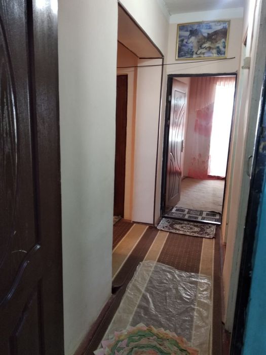 2 xonalik uy sotiladi 3 xonalik qilingan