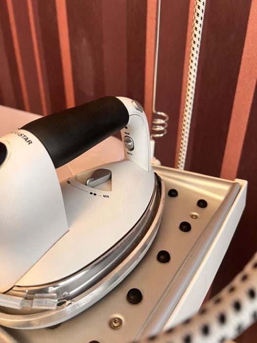 Продам Laurastar Magic i-S5 гладильную доску