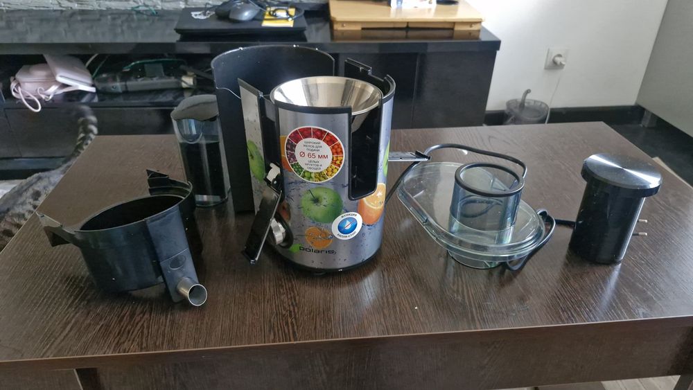 Соковыжималка (2 раза использовалась)