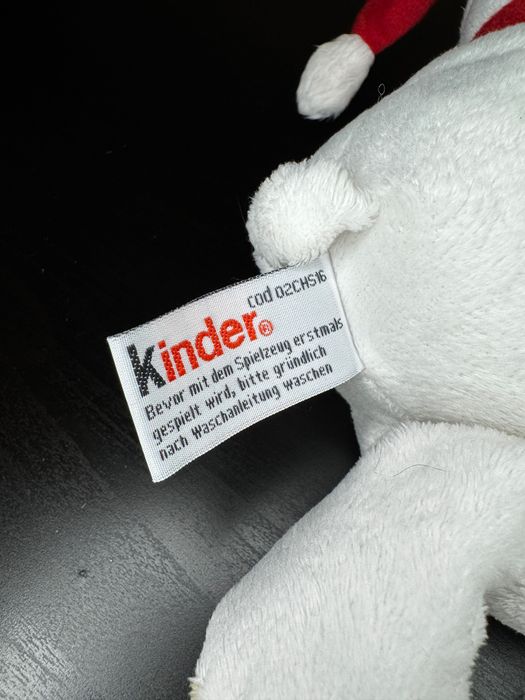 Kinder Плюшено Коледно Мече