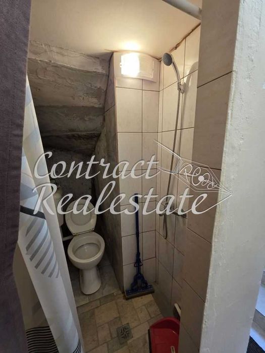 Дава се под наем Едностаен апартамент в Варна, Цветен квартал - 30 кв.м за 255 € - Снимка #4