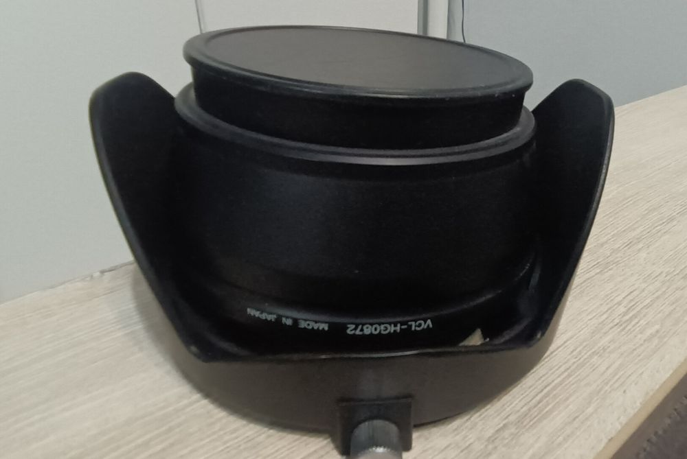 Продаю видеокамеру SONY HDV Z-1E